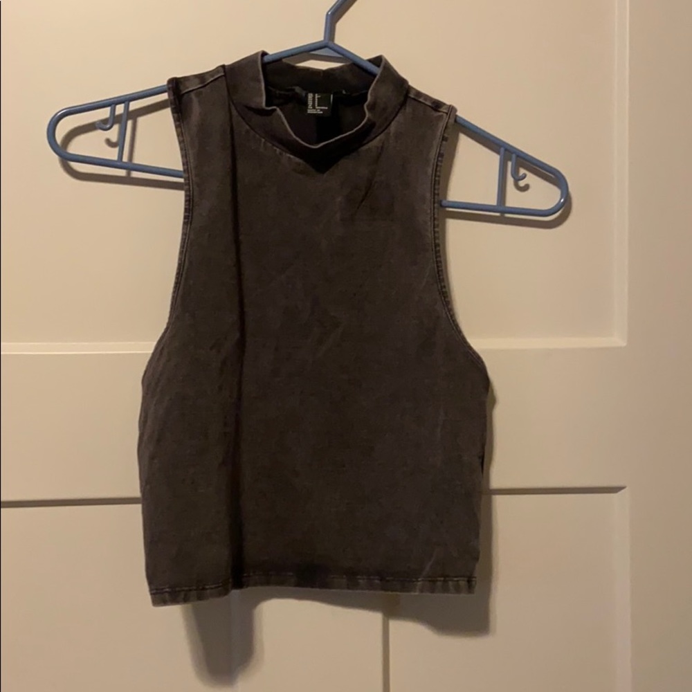 grey mock neck cropped tank